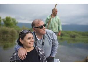 Longoz Ormanlarından Komutan Geçti