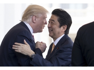 Trump Kuzey Kore Zirvesi Öncesi Abe İle Görüşecek