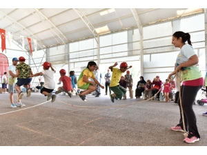 Muratpaşa’da ‘Sokakta Spor Var Şenliği’