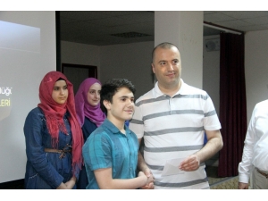 İmam Hatipliler Arasında Hadis Yarışması Düzenlendi