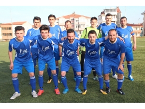 6 Takımlı Ligde 3 Takım Ligden Çekildi