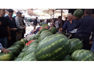 Karpuzun Kilogram Fiyatı 1,5 Tl’ye Kadar Düştü