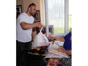 Burhaniye Belediyesi’nden 2 Bin Aileye Ramazan Yardımı