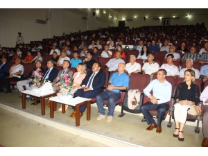 Ödüllerini Kaymakamdan Aldılar