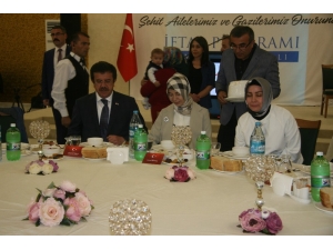 Bakan Zeybekci’den Azalma Trendine Giren Dolar Kuru İle İlgili Açıklama