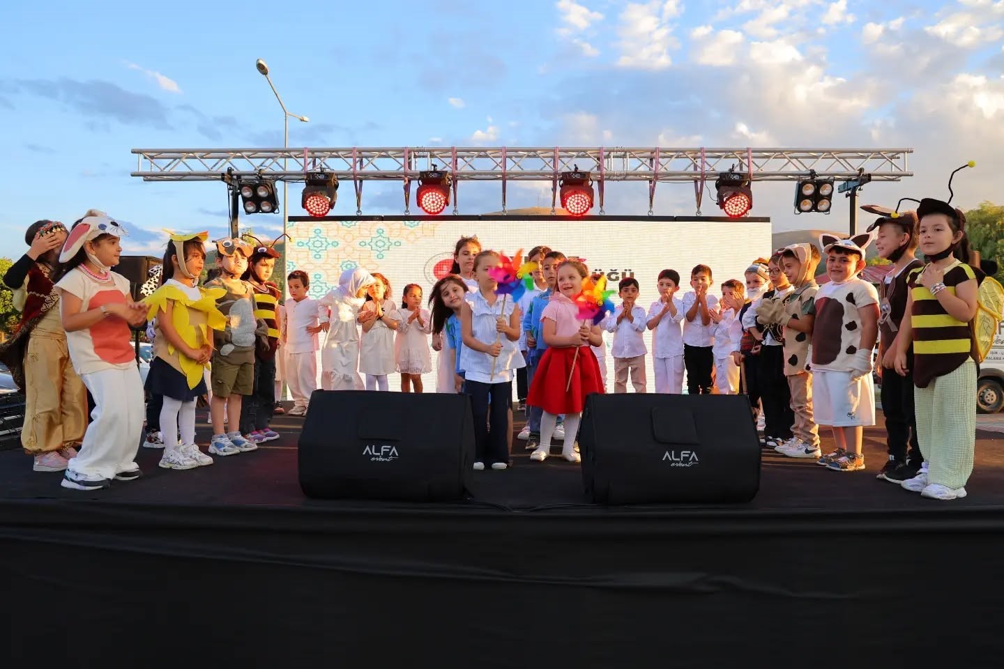 bayburt-ta-yaz-kur-an-kurslari-kapanis-programi-duzenlendi