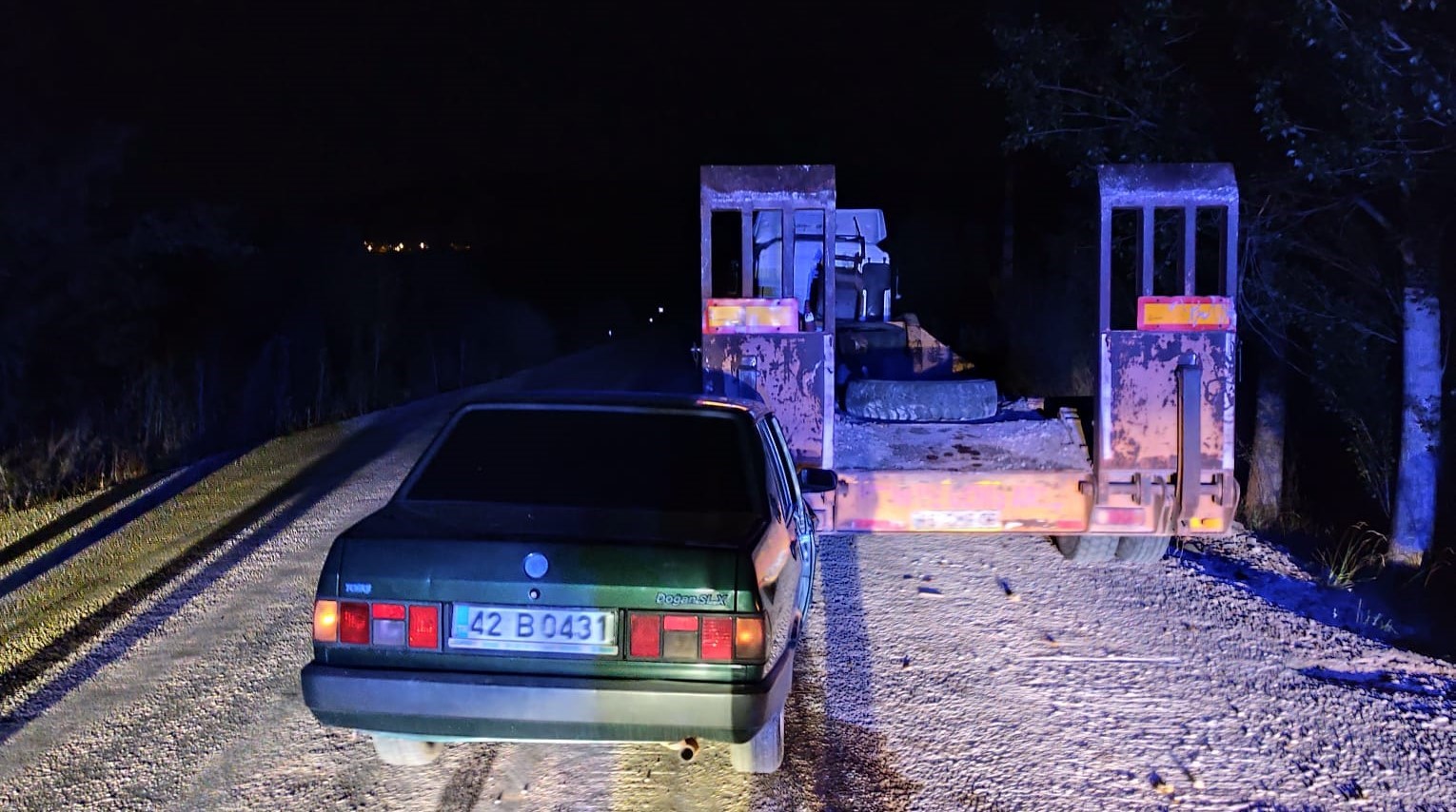 derebucak-ta-iki-ayri-trafik-kazasi-6-yarali