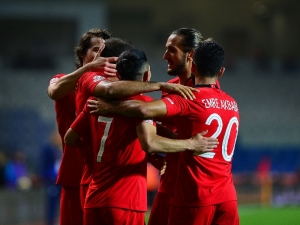 A Millilerin Rakibi Tunus