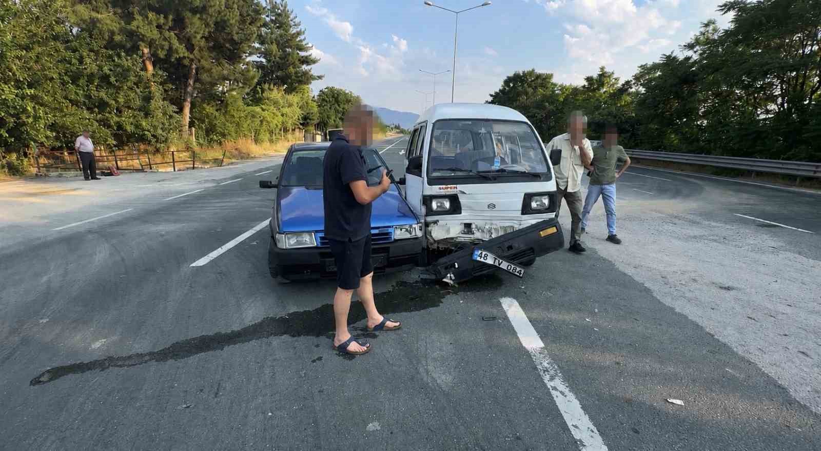 ceza-yerine-aracini-yaptirayim-teklifinde-bulunan-alkollu-surucu-polisi-gorunce-kacti