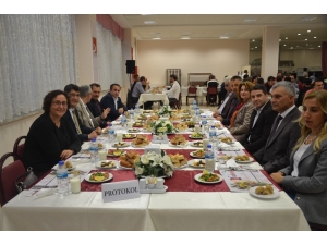 Şeyh Edebali Üniversitesi’nden İftar Yemeği