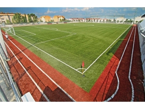 Büyükşehir’den Kandıra’nın 4 Köyüne 4 Futbol Sahası