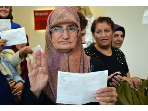 Adana’da Cumhurbaşkanı Erdoğan’ın Seçim Kampanyasına Bağış Desteği