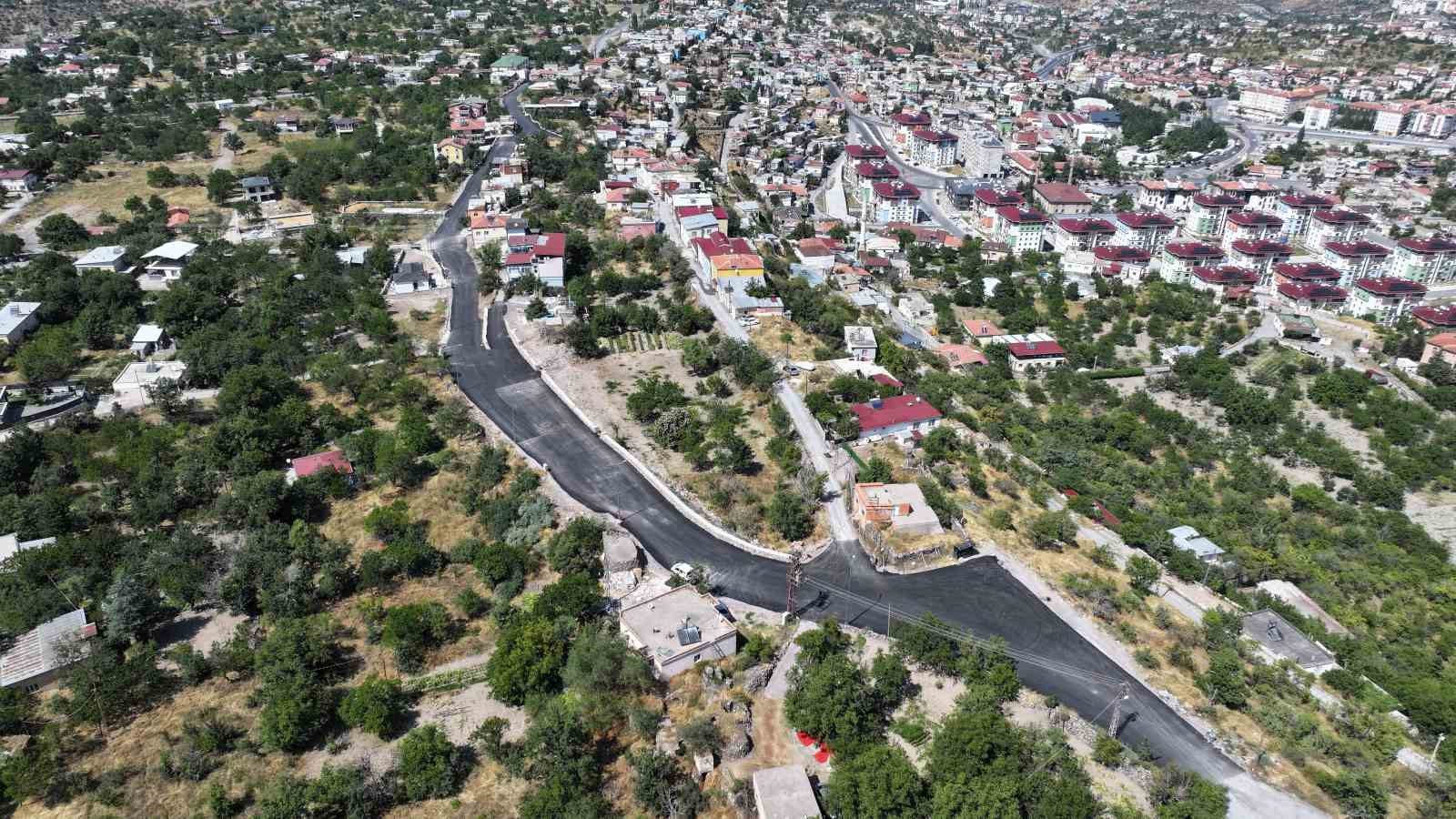 hacilar-da-yollara-1-450-tonluk-asfalt-dokunusu