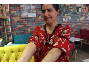 Epilasyon Tedavisine Giren Kadının Vücudunda 1. Dereceden Yanıklar Oluştu