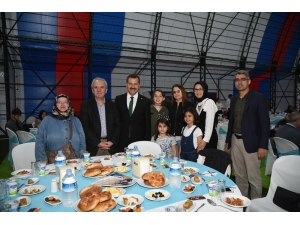 Başkan Yılmaz’dan, Ak Parti Kadrolarına İftar