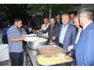 Eskigediz’de İftar Coşkusu