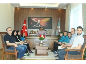 İl Milli Eğitim Müdürü Murat Aşım, Okul Dergisi Yazarlarını Ağırladı