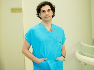 Mini Laparoskopi İle Adeta İğne Deliğinden Ameliyat