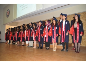 Omü Turizm Fakültesinde Mezuniyet Töreni