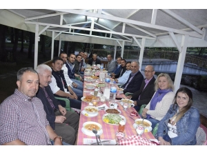 Başkan Yaman, Belediye Personeliyle İftarda Buluştu