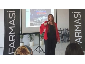 Kozmetik Sektörü Pazarı Gittikçe Büyüyor, Kadınlara Da İstihdam Sağlıyor