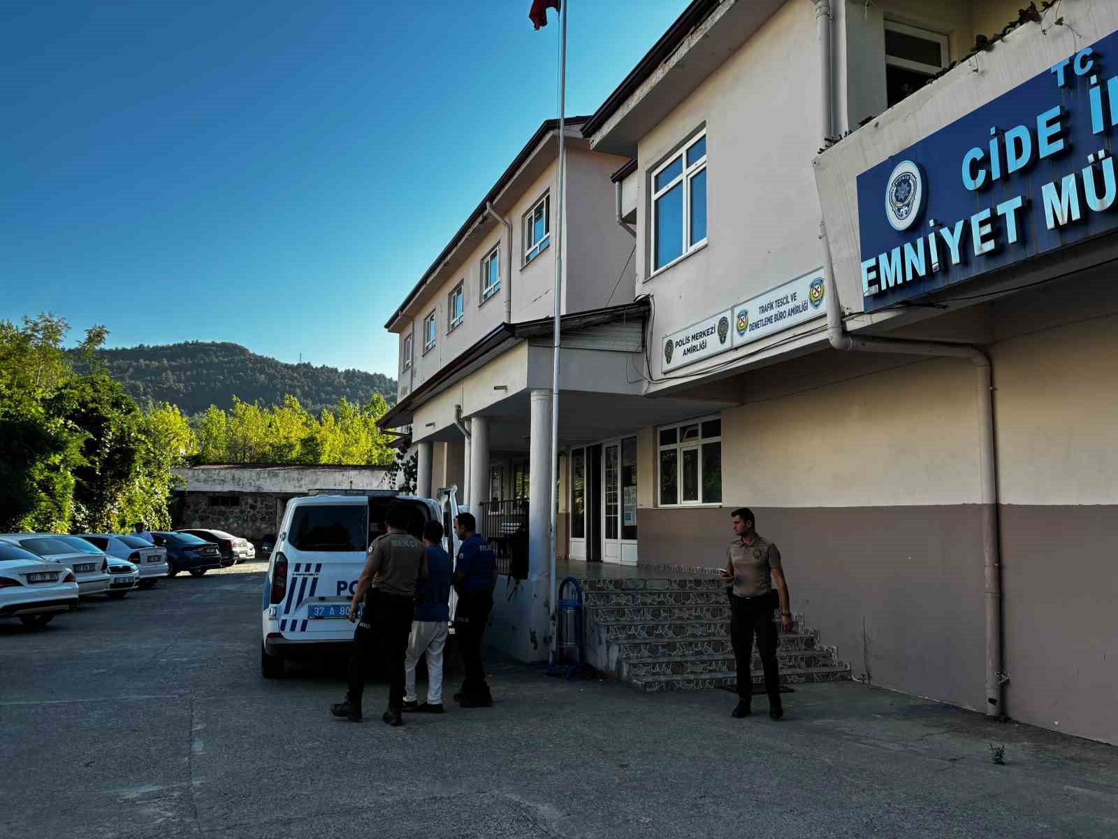 kavga-sirasinda-tufekle-etrafa-ates-acan-sahis-tutuklandi