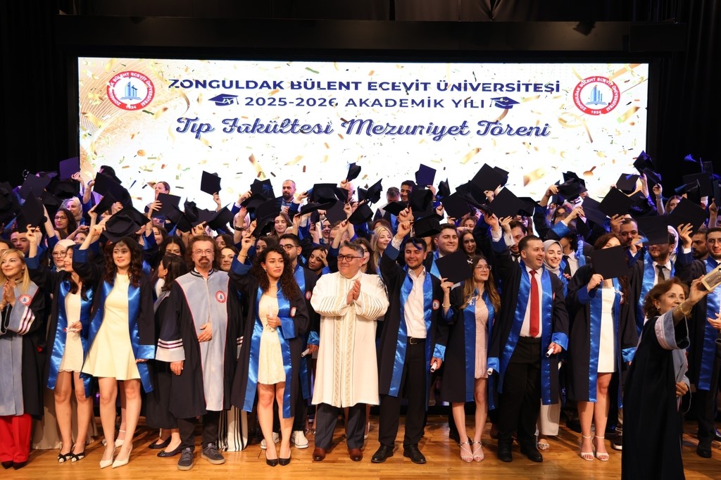 beun-da-genc-doktorlar-meslek-hayatina-ugurlandi