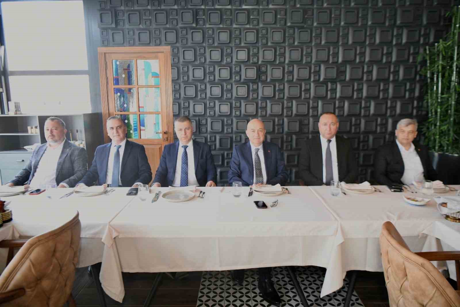 ak-parti-milletvekili-ayhan-gider-bizim-gundemimizde-kavga-degil-hizmet-var