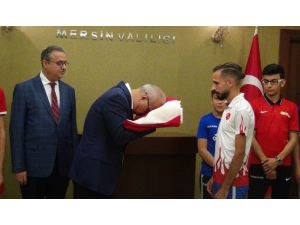 15 Temmuz Şehitleri İçin Mersin’den İstanbul’a Koşacak