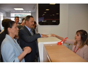 Başkan Uysal Partililerle Cumhurbaşkanı Erdoğan’a Bağış Yaptı