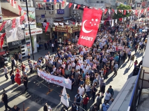 Kiraz Festivali İçin Dev Yürüyüş