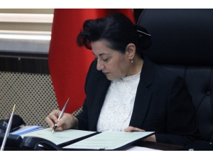 Hayırsever İş Adamı Arsasını Eğitim İçin Bağışladı