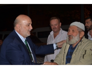 Ak Parti Milletvekili Adayı Yelis, Köy Köy Dolaşıp Cumhur İttifakını Anlatıyor