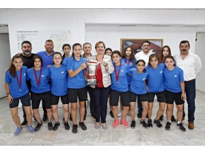 Kadın Futbolunun Lokomotifi Konak