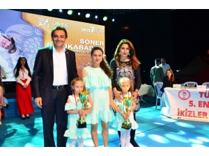 Uşaklı İkizler Ordu’da Birinci Seçildi