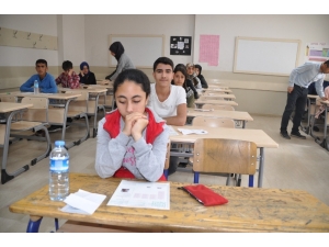 Öğrencilerin Lgs Maratonu Başladı