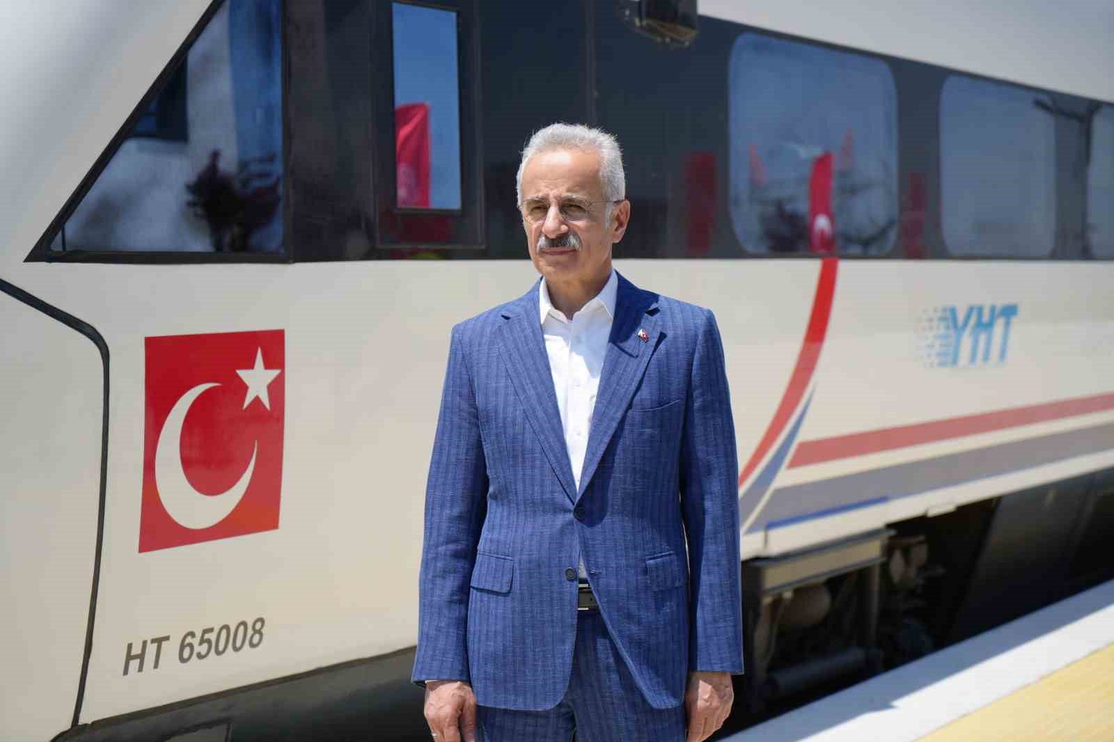 bakan-uraloglu-halkali-kapikule-hizli-tren-hatti-ni-yil-sonuna-kadar-hizmete-acacagiz