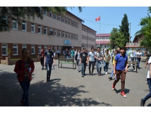 Trabzon’da Lgs Sınavına 8 Bin 641 Öğrenci Katıldı