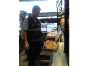 Burhaniye’de Zabıtadan Ramazan Denetimi