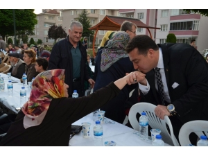 Mahalle İftarları Kasımpaşa Mahallesi İle Devam Etti