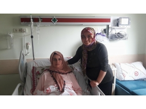 Şah Damardaki Kibrit Kutusu Büyüklüğündeki Tümör Temizlendi