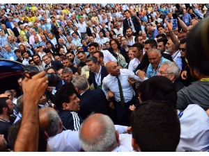 Ali Koç’un Konuşması Sırasında Gerginlik Yaşandı