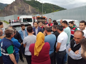 Çavuşlu Belediyesi, Katı Atık Bertaraf Tesisi’nin Önünü İş Makineleriyle Kapattı