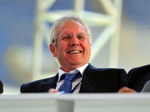 Aziz Yıldırım: “Ali, Sen Gel Futbolu Yönet Ben Amatör Şubeleri Yöneteyim”