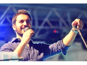 Yusuf Güney Yıldırım’da Binleri Coşturdu