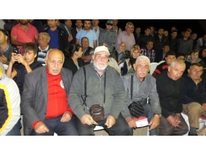 Balıkesir’de Gece Güreşlerini 3 Bin Kişi İzledi