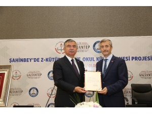 Bakan Yılmaz’dan Tahmazoğlu’na Teşekkür Beratı