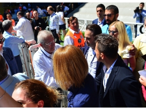 Emre Belözoğlu Oy Kullandı