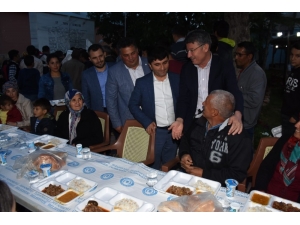 Yeni: "Partilerine Layık Görmediklerini Milletin Başına Getirmek İstiyorlar"