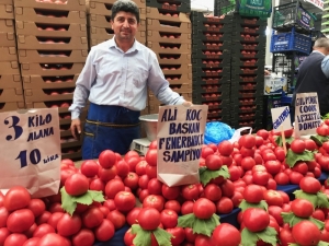 Beylikdüzü Pazar Esnafından Ali Koç’a Destek